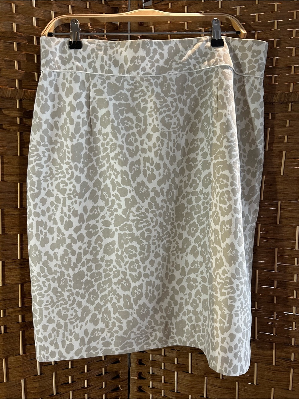 Neutral Leopard Print Pencil Skirt Size 12 Antonio Melani Office Career
